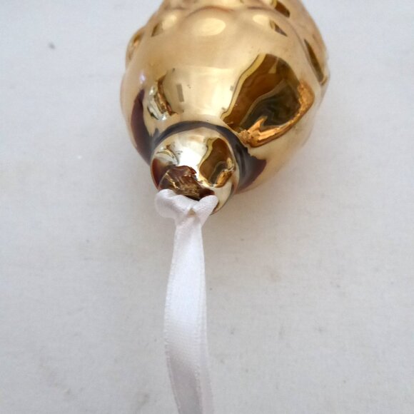 NEW 6.75” CHRISTMAS HAND BLOWN MERCURY GLASS GOLD PINECONE ORNAMENT SET - Picture 6 of 10